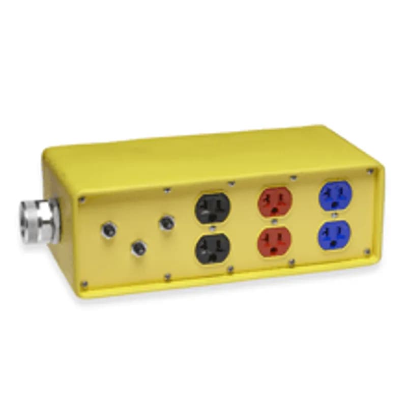 Super-Safeway® Multiple Outlet Box, 2-Sided, 3 Phase, 6 Circuit Breakers, F5 (1 1/4") Cord Grip Body, Including 3 Duplex Receptacles, 12.70-23.80mm (.500-.937”) Cord Diameter - Range