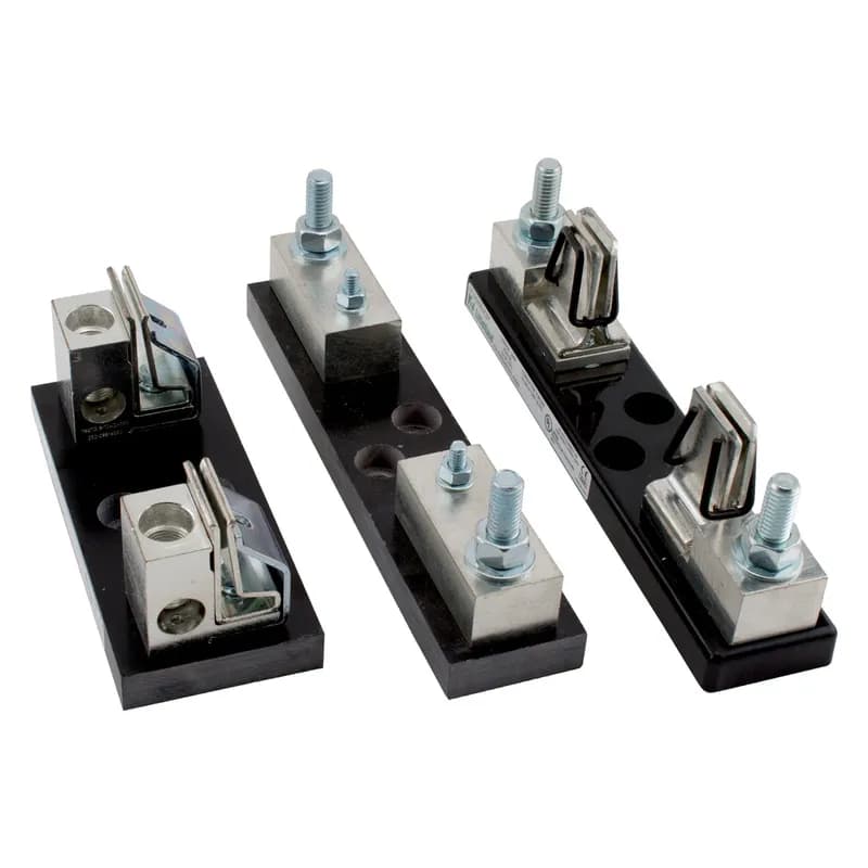 The LFJ1000 solar fuse block is specifically designed for the Littelfuse SPFJ 1000 Vdc Solar Fuse. It meets UL electrical characteristic requirements and is available in multiple amperages.