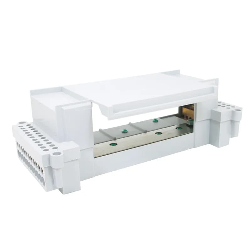 PNLBD N/G KIT,42CKT,400A,NGLUG