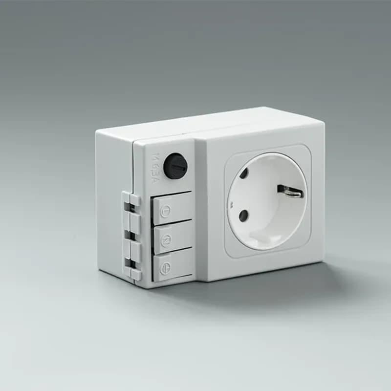 Socket with fuse, DIN rail mounting, plastic UL approved