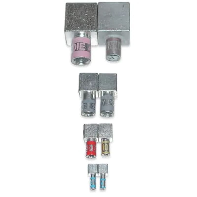 KUBE Male (One Load) Copper Motor Pigtail Disconnect, Wire Size 350 kcmil, Body Size 4, Die Color Code Red