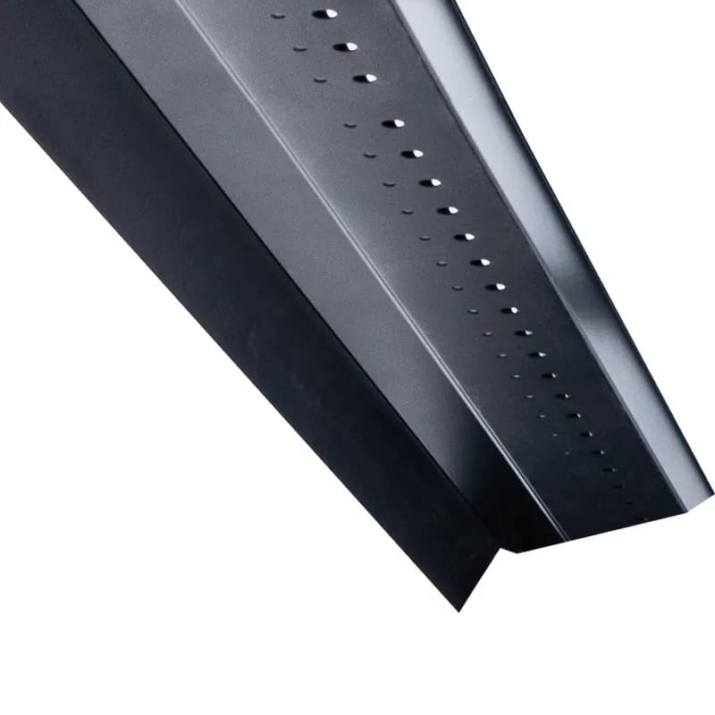 The Net-Contain Wall Beam to Wall Seal Kit is part of the Universal Single Row Containment system. It provides a seal between a wall beam and a wall and is used with a 800mm wide containment. It is black.