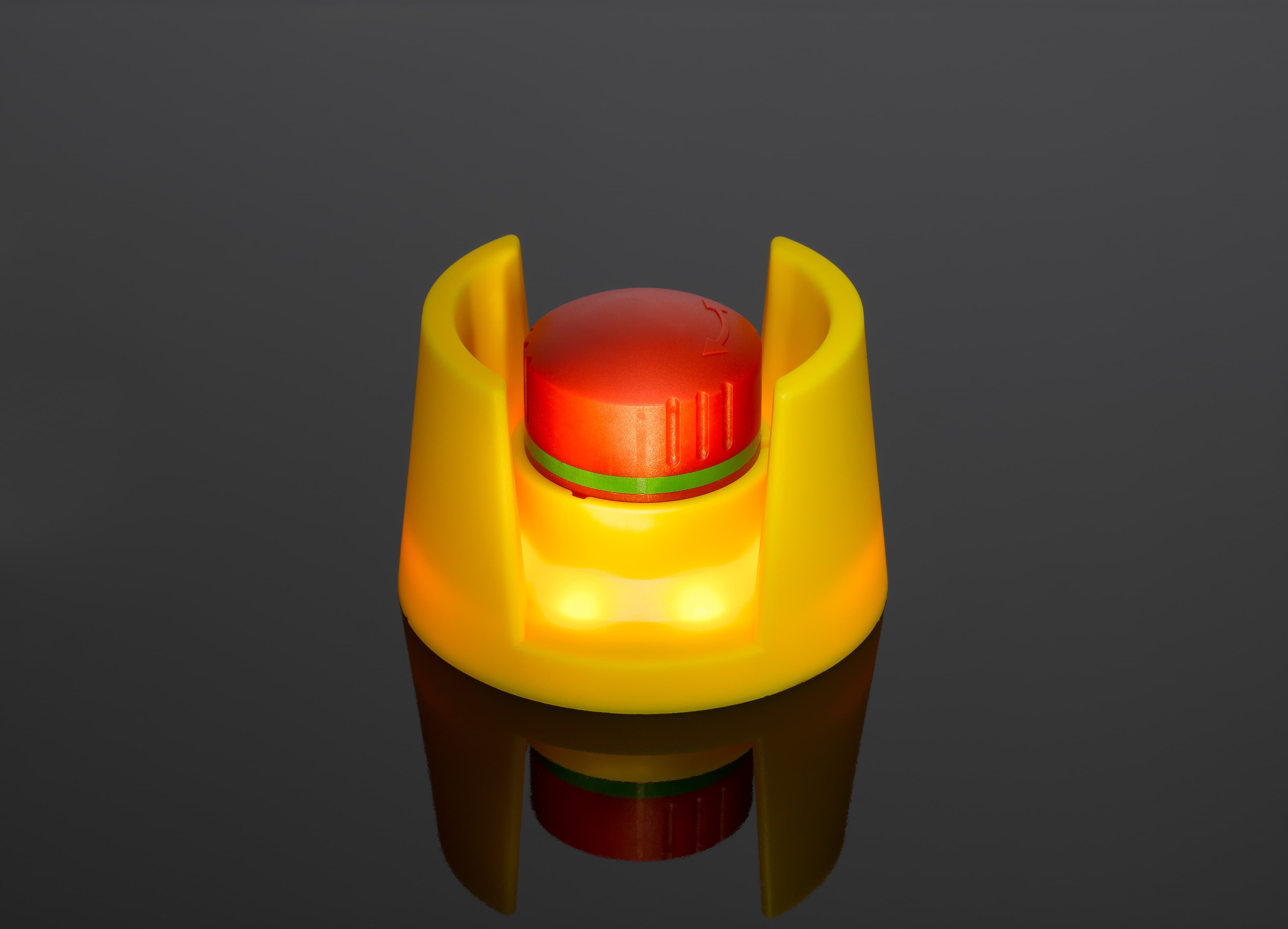 Schlegel Elektrokontakt QRSKLUVSE - Switching Function: Maintained Release: key releasePanel Cutout: � 22.3 mmBezel Color: Yellow Color Actuator: RedIllumination: Yes Labeling Option: No