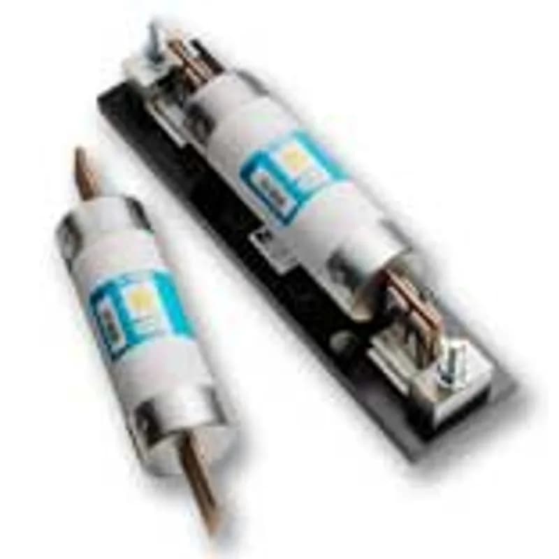 1000VDC 300AERE SOLAR FUSE. The SPFR series was designed to meet the growing needs of the solar industry with higher amperage and voltage requirements. Applications: Solar Inverters. High amperage combiner boxes. Features/Benefits: DC Voltage rating meets European system and North American utility scale requirements. Multiple amperage ratings. RoHS compliant. Class H Dimensions. Full Range Protection.