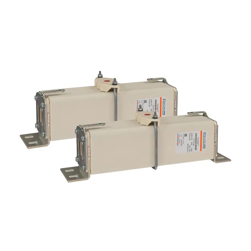 Square Body High-Speed Fuse Protistor® Size 302 gR (gRC) 2000VDC IEC 125A With Striker L Brackets