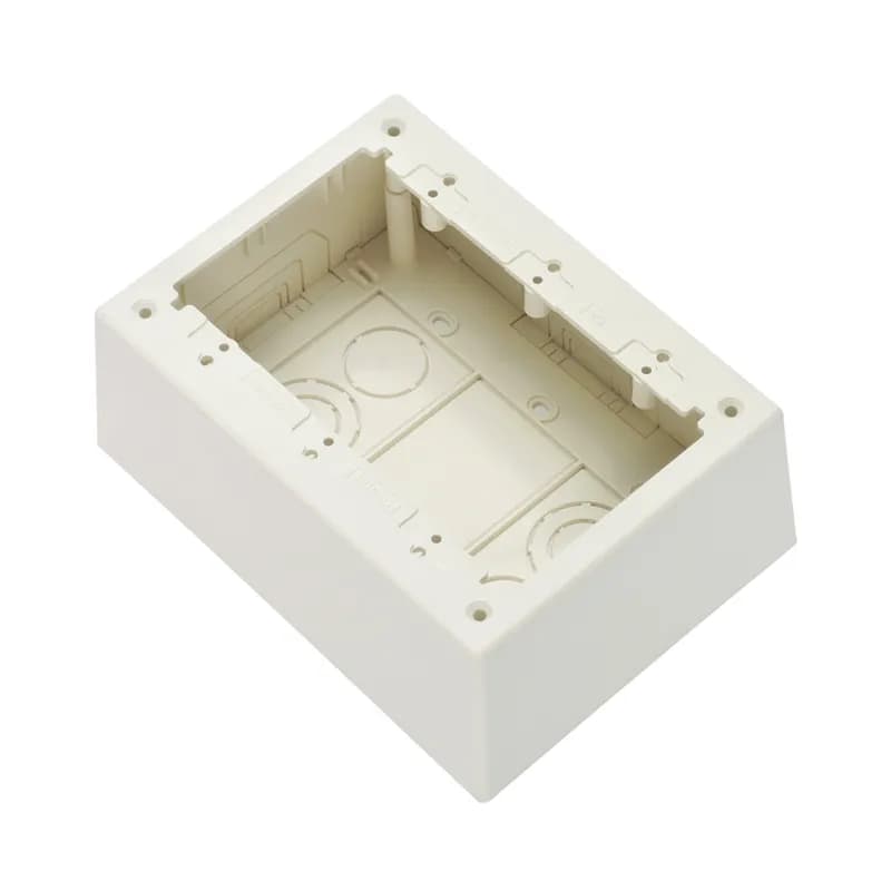 The three gang, two-piece screw together, Deep outlet box. Box accepts Pan-Way Screw-On Faceplates or any NEMA standard three gang faceplates. For use with Pan-Way LD, LDPH or T-45 Surface Raceway systems. 7.00in L x 5.19in W x 2.75in H (177.9mm x 131.9mm x 69.8mm). Breakouts for 1/2in, 3/4in and 1in diameter conduit, White.